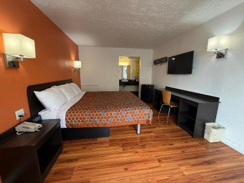 Motel 6-Columbus OH - image 21