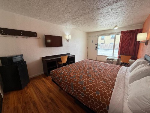 Motel 6-Columbus OH - image 25
