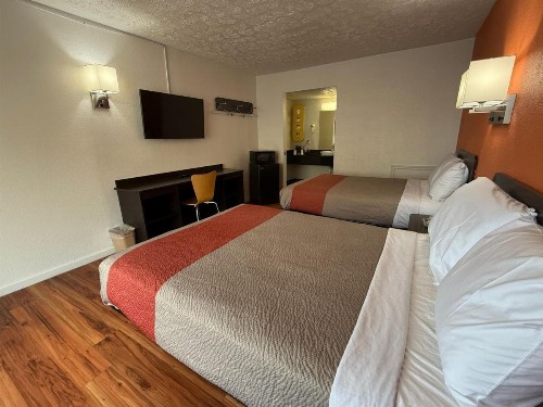 Motel 6-Columbus OH - image 27