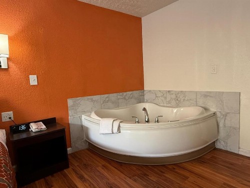 Motel 6-Columbus OH - image 28
