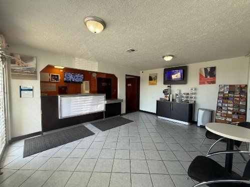 Motel 6-Columbus OH - image 33