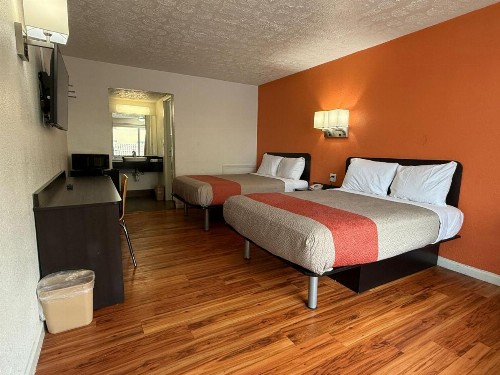 Motel 6-Columbus OH - image 35