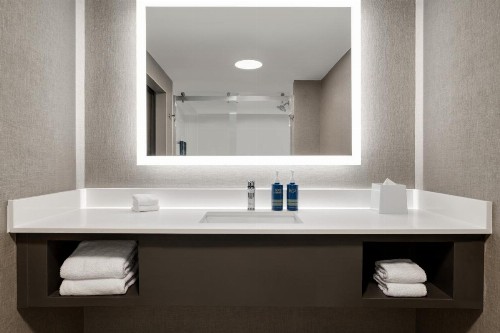 Four Points by Sheraton Columbus-Polaris - image 27