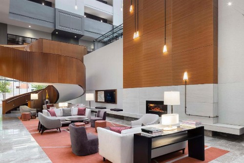 Hilton Columbus Downtown - image 9