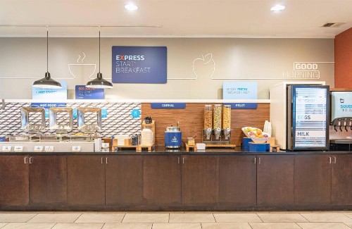 Holiday Inn Express & Suites Columbus - Easton Area an IHG Hotel - image 13