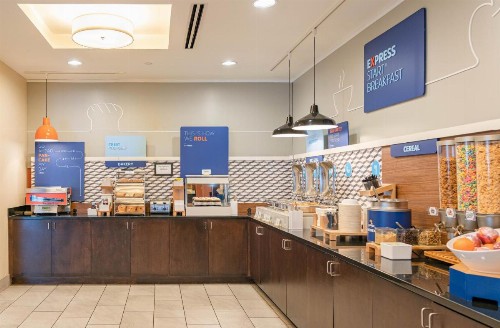 Holiday Inn Express & Suites Columbus - Easton Area an IHG Hotel - image 5