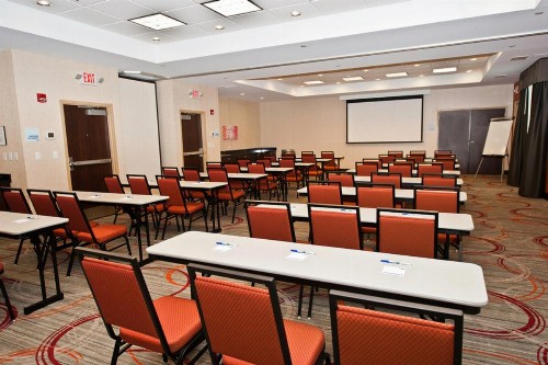 Holiday Inn Express & Suites Columbus - Easton Area an IHG Hotel - image 7