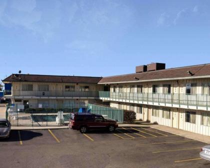 Rodeway Inn Columbus - image 8