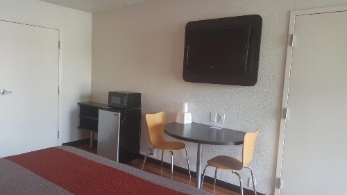 Motel 6-Columbus OH - OSU - image 6