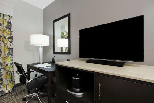 Hampton Inn & Suites Columbus/University Area - image 39