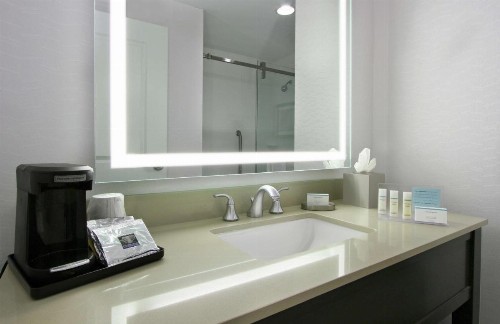 Hampton Inn & Suites Columbus/University Area - image 46