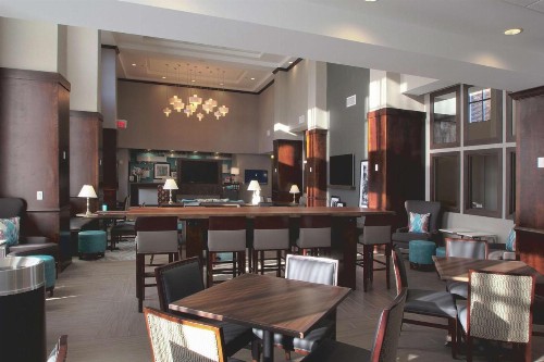 Hampton Inn & Suites Columbus/University Area - image 9