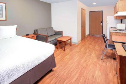 WoodSpring Suites Columbus NE I-270 Airport - image 10