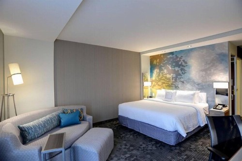 Courtyard by Marriott Columbus OSU - image 2