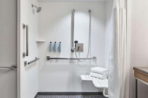 Courtyard by Marriott Columbus OSU - image 5