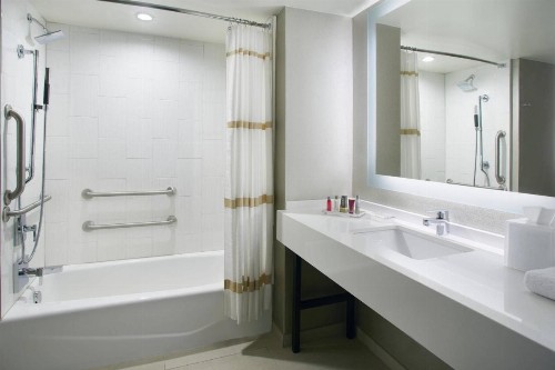 Marriott Columbus OSU - image 34