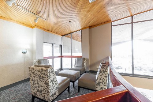 Ramada by Wyndham Columbus North - image 43