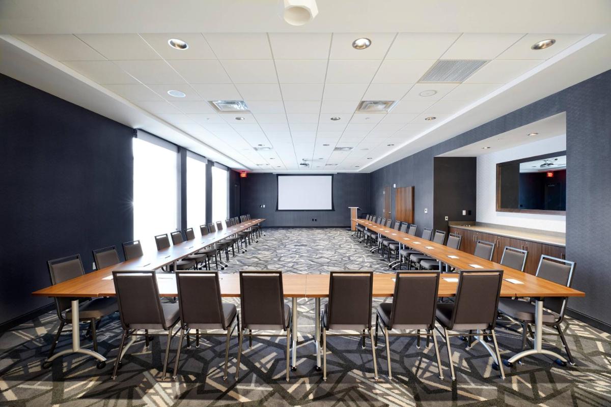 SpringHill Suites by Marriott Columbus Easton Area - image 7