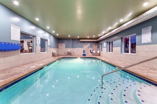 Holiday Inn Express & Suites - Columbus - Worthington an IHG Hotel - image 31