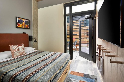 Moxy Columbus Short North - image 9