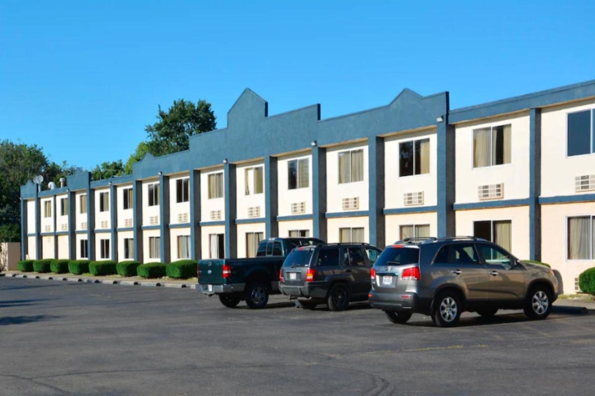 Buckeye Inn Express - main image