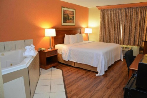 Buckeye Inn Express - image 11