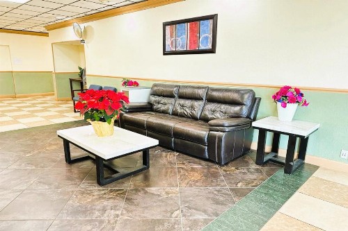 Buckeye Inn Express - image 6