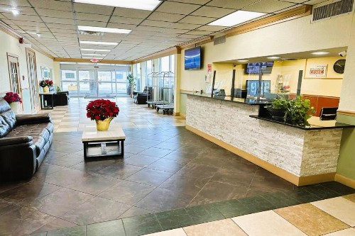 Buckeye Inn Express - image 9
