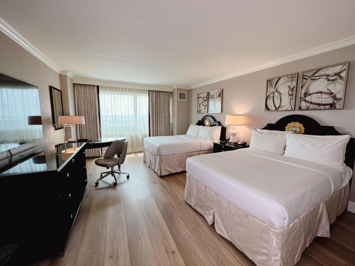 Crowne Plaza Los Angeles-Commerce Casino an IHG Hotel - image 6