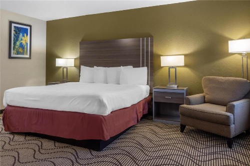 Best Western Heritage Inn - image 15
