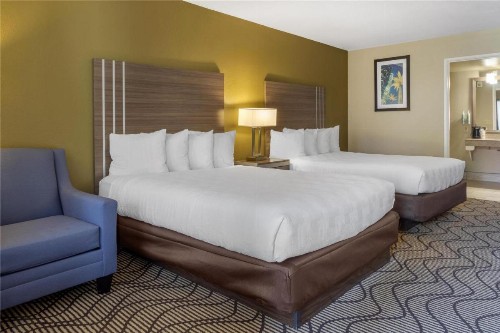 Best Western Heritage Inn - image 25