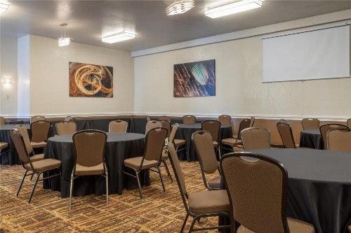 Best Western Heritage Inn - image 30