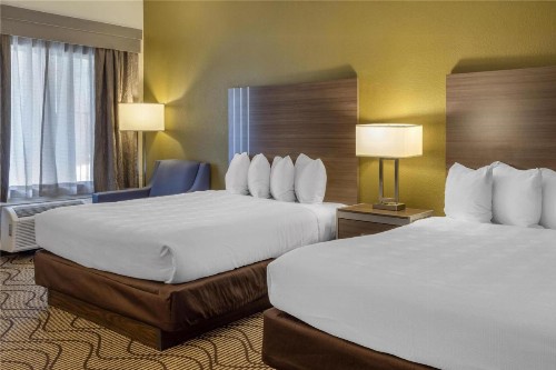 Best Western Heritage Inn - image 37