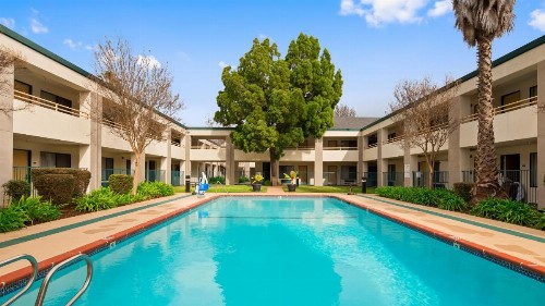 Best Western Heritage Inn - image 4