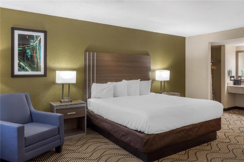 Best Western Heritage Inn - image 8