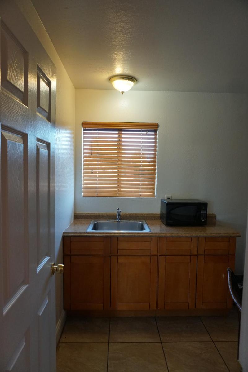 Valley Motel - image 4