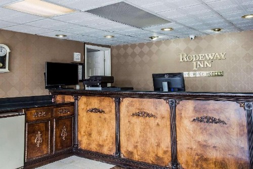 Rodeway Inn Concord - image 4