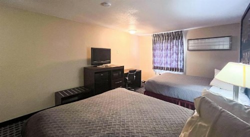 Super 8 by Wyndham Concordia - image 13