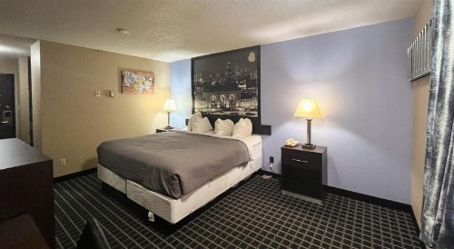 Super 8 by Wyndham Concordia - image 29
