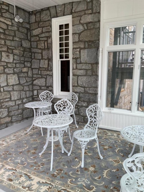 George Washington Wood Bed & Breakfast - image 2