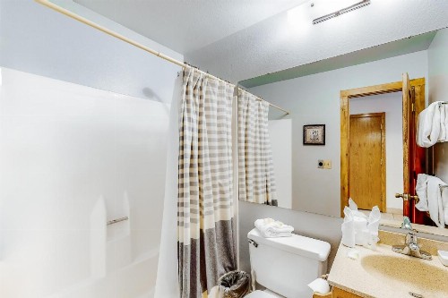 Copper Junction Cozy Condo - image 12