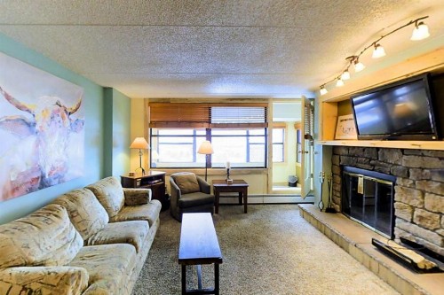 Village Square Condo #631 - image 11