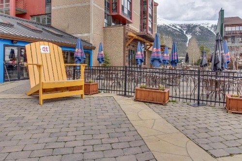Village Square Suite #631 - image 7