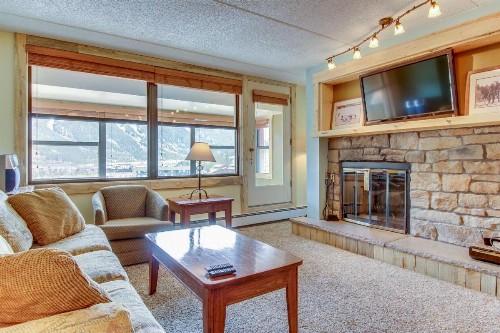 Village Square Suite #631 - image 8