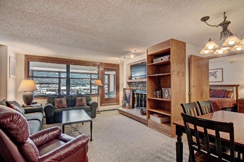 VS643 Square Condo - image 6