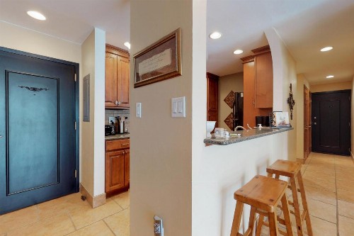 Village Square Penthouse Condo - image 11