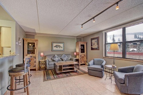 Vs367 Village Sq 1Br 1Ba Condo