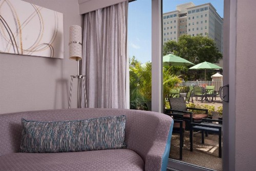 Courtyard Miami Coral Gables - image 9