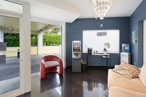 OYO Hotel Coral Gables - Miami Airport - image 23