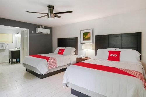 OYO Hotel Coral Gables - Miami Airport - image 27